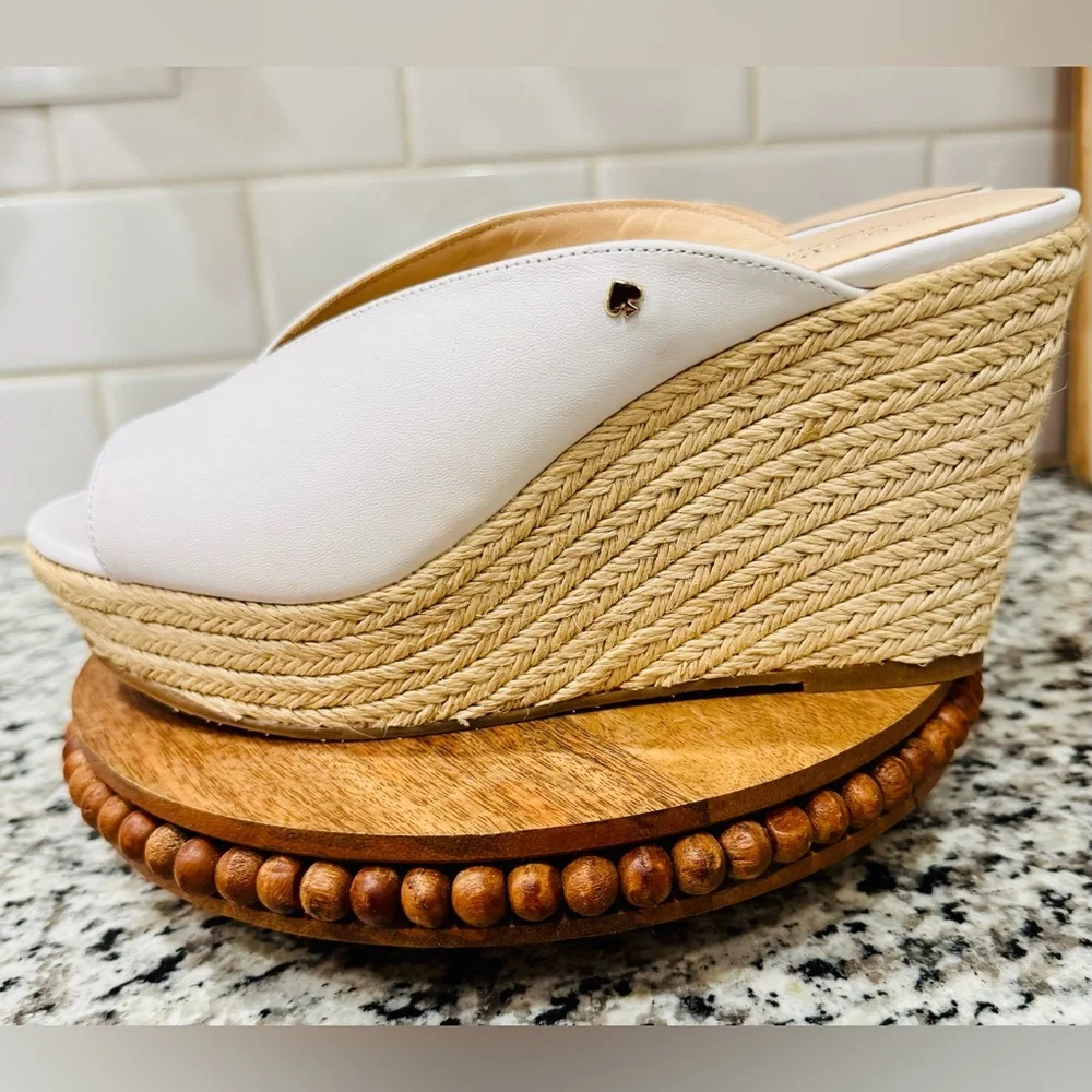 NWOB Kate‎ Spade Thea White and Tan Wedge Sandals